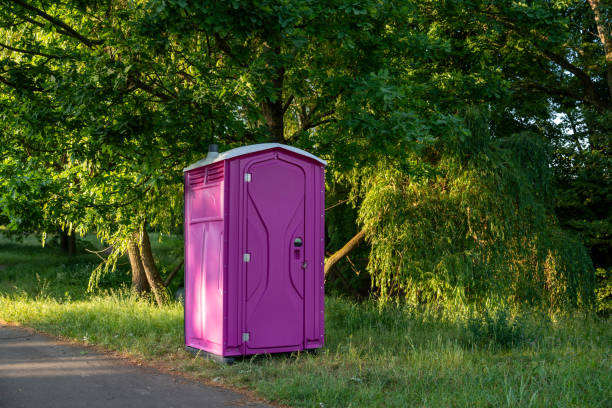Best Luxury portable toilet rental  in Shields, MI